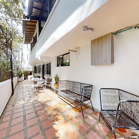 Providencia Hostel Habitaciones เมเดยิน ภายนอก รูปภาพ
